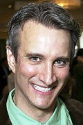 Bronson Pinchot 2