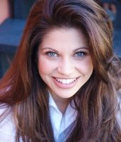 Danielle Fishel 3